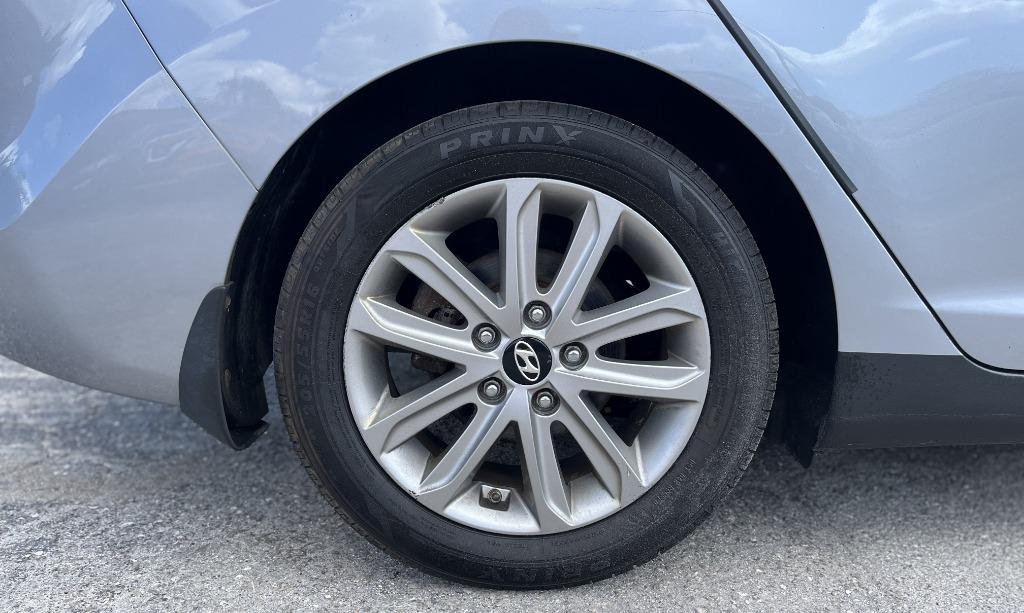 2015 Hyundai Elantra - $10,995
