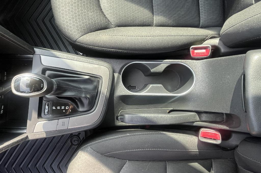 2018 Hyundai Elantra - $9,995