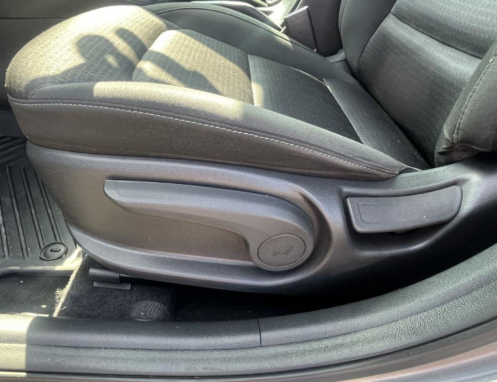 2018 Hyundai Elantra - $9,995