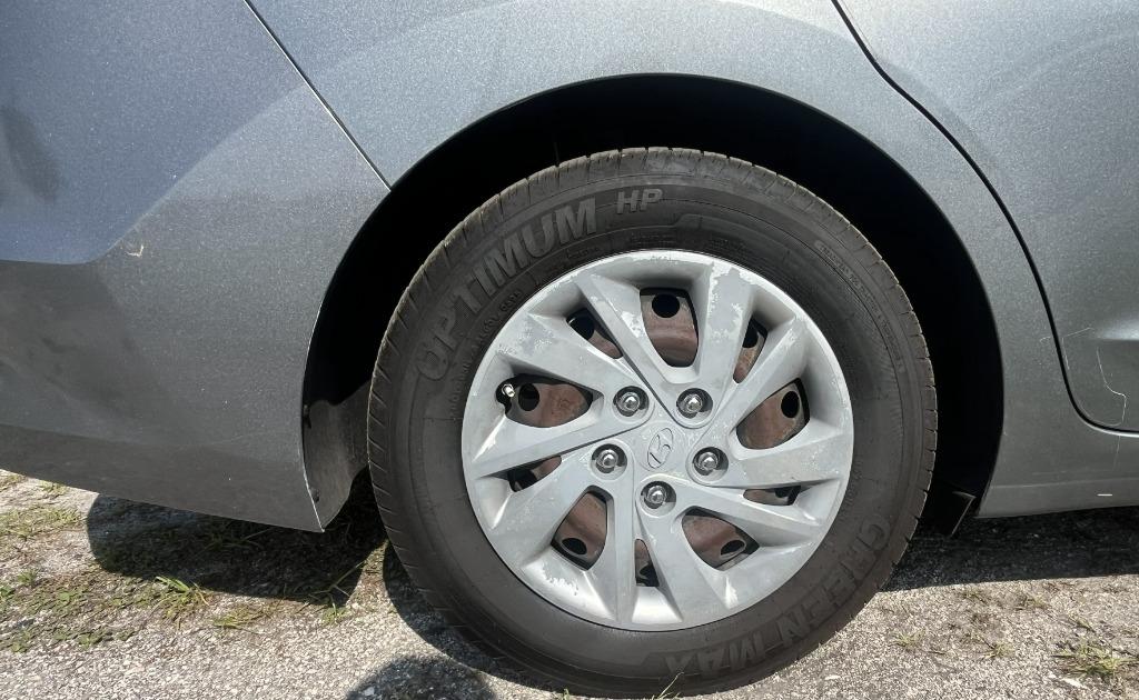 2018 Hyundai Elantra - $9,995