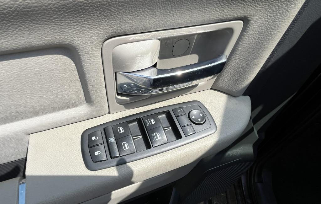 2011 Dodge Ram - $9,995