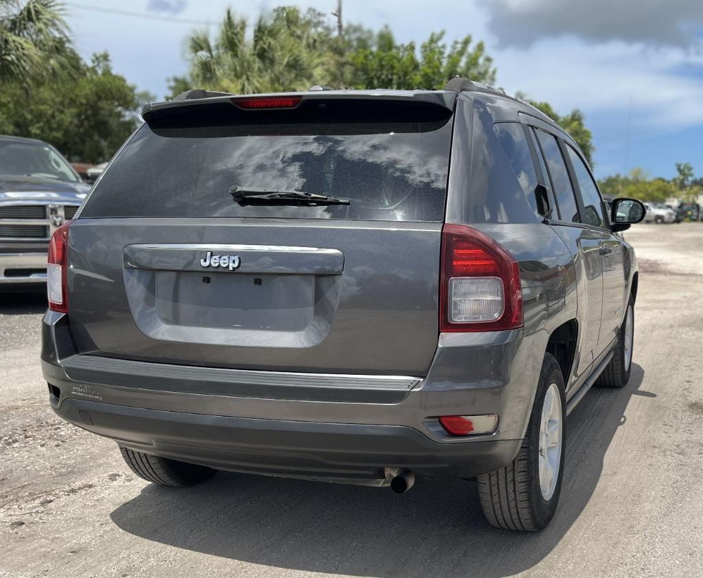 2016 Jeep Compass - $9,995