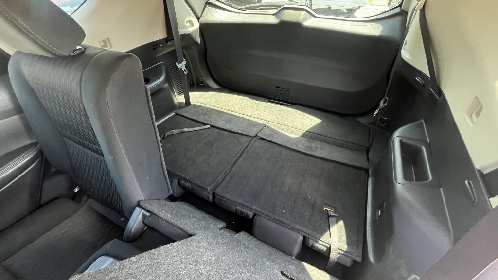 2017 Nissan Rogue - $8,995