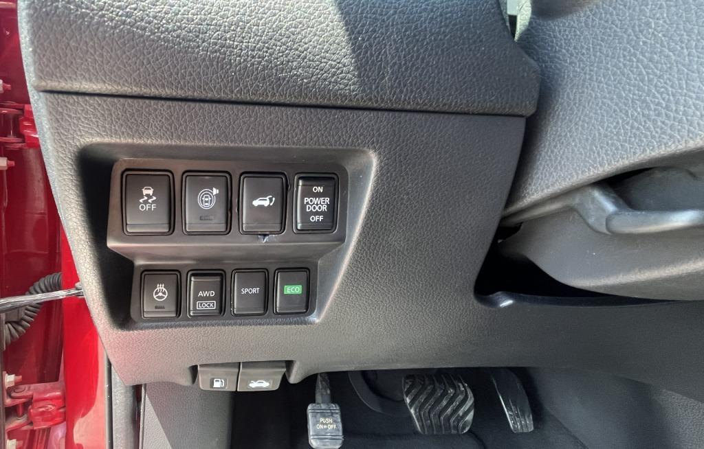 2017 Nissan Rogue - $8,995