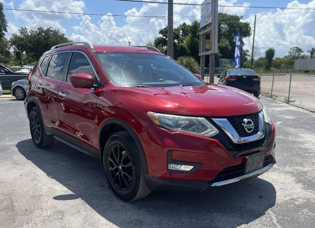 2017 Nissan Rogue - $8,995