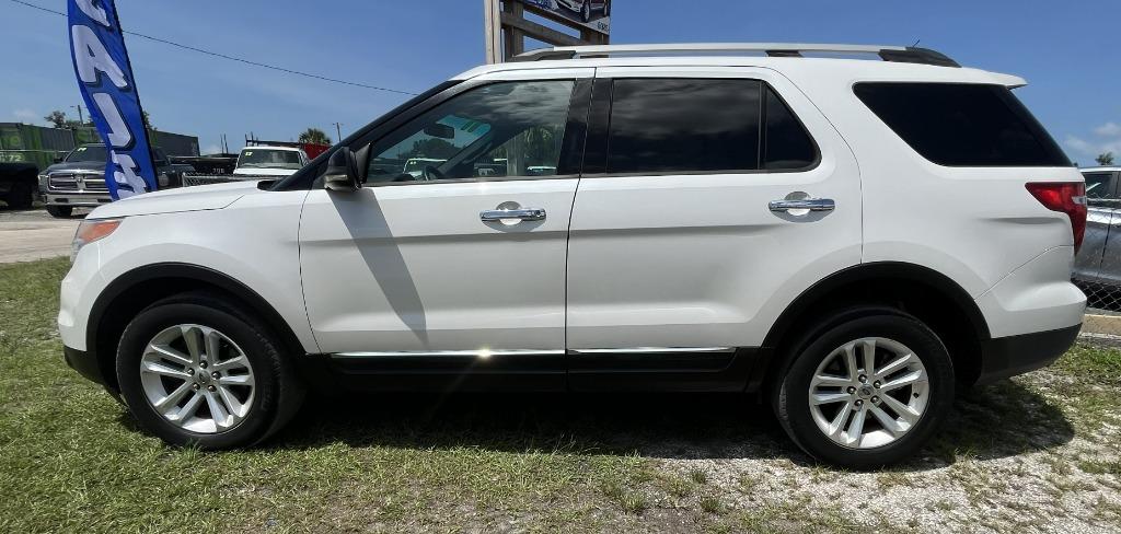 2011 Ford Explorer - $9,995