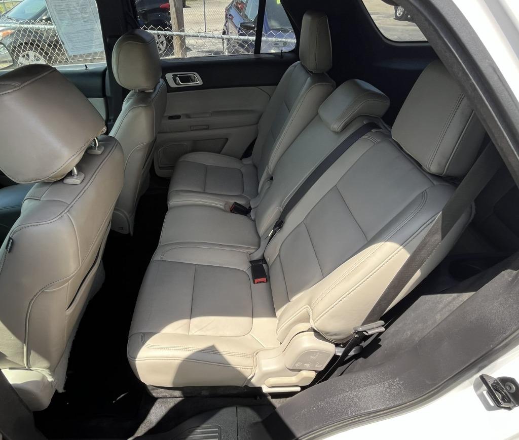 2011 Ford Explorer - $9,995