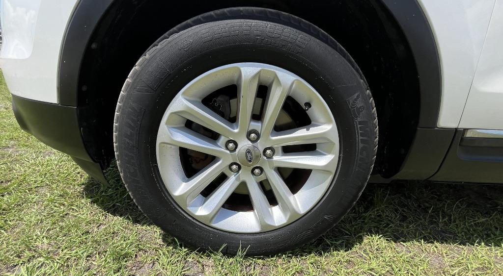 2011 Ford Explorer - $9,995