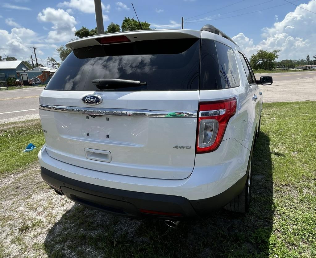 2011 Ford Explorer - $9,995