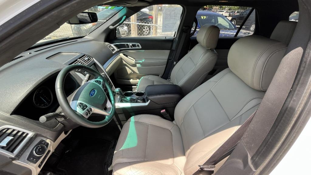 2011 Ford Explorer - $9,995