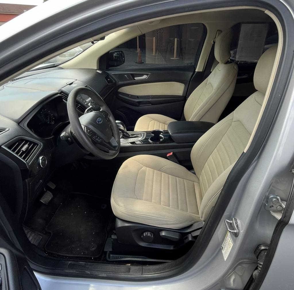 2015 Ford Edge - $10,995