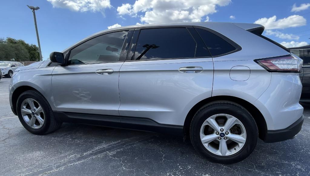 2015 Ford Edge - $10,995