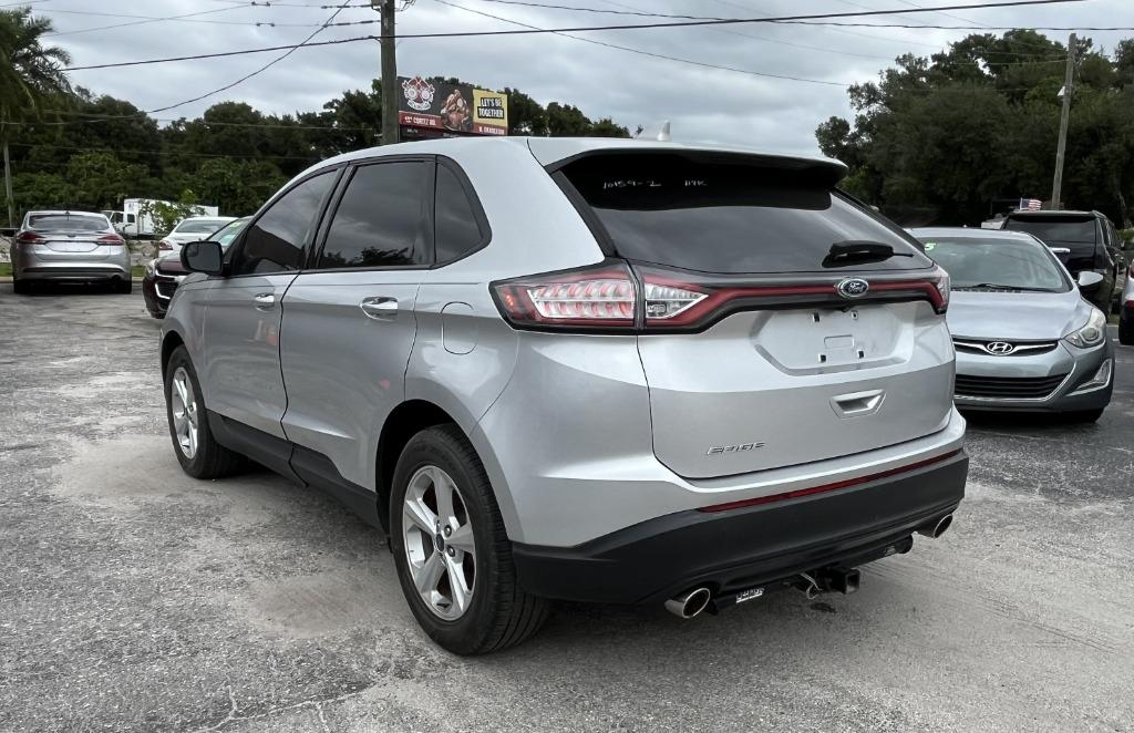 2015 Ford Edge - $10,995