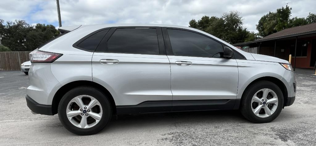 2015 Ford Edge - $10,995