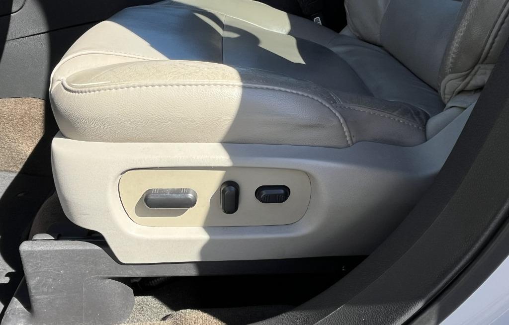2013 Ford Explorer - $8,995