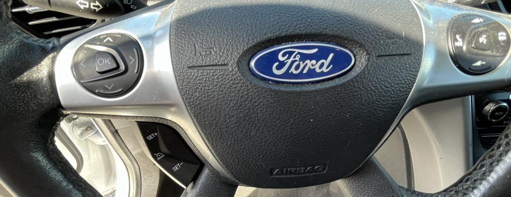 2016 Ford Escape - $9,995