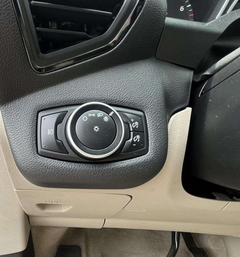 2015 Ford Escape - $10,995