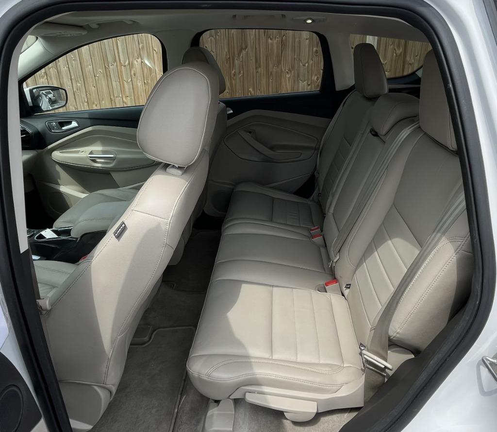 2015 Ford Escape - $10,995