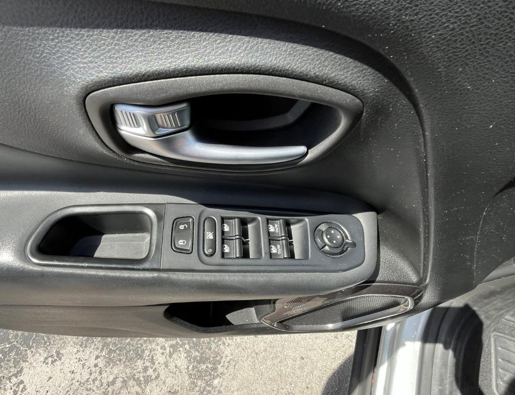 2018 Jeep Renegade - $10,995