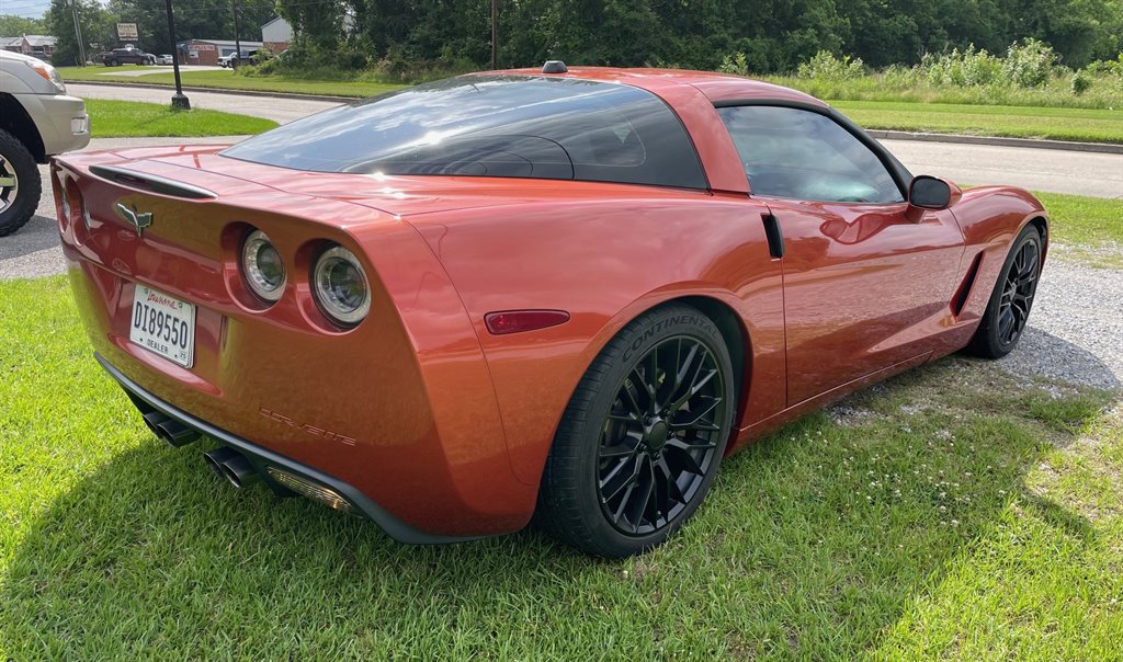 2005 Chevrolet Corvette photo