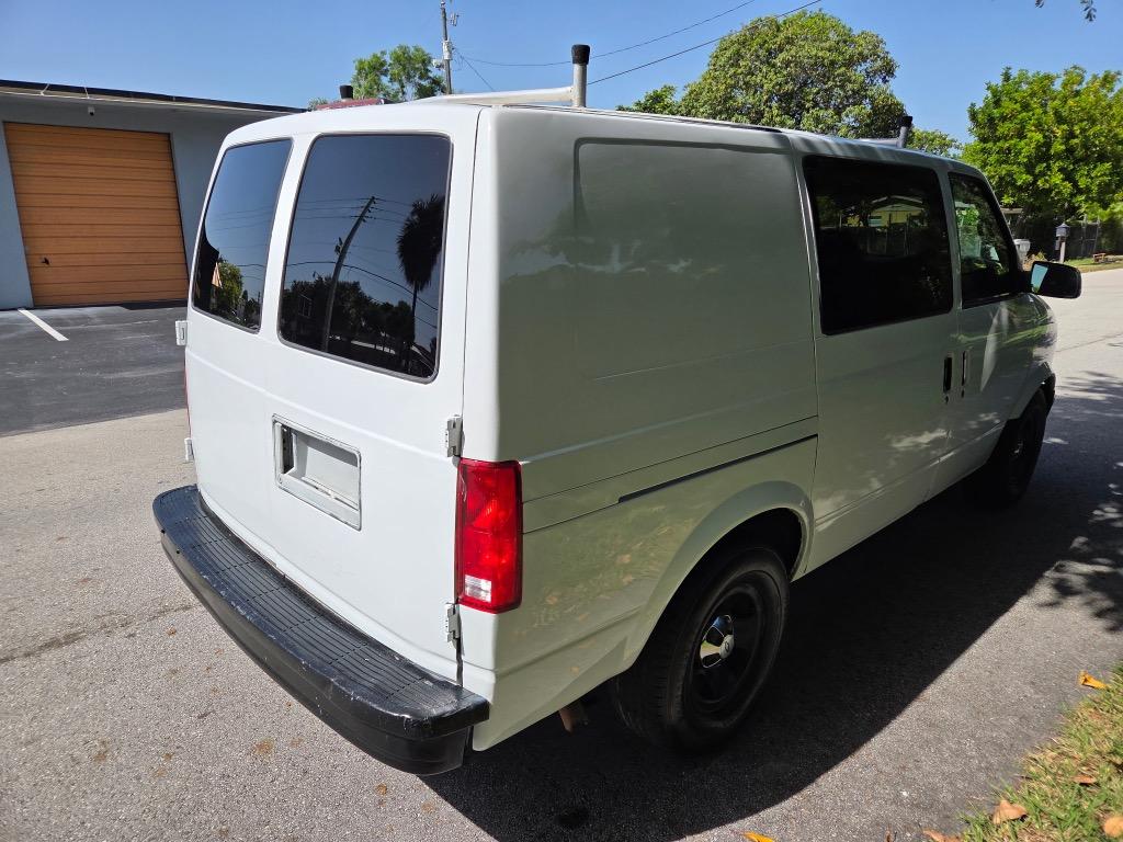 2001 Chevrolet Astro