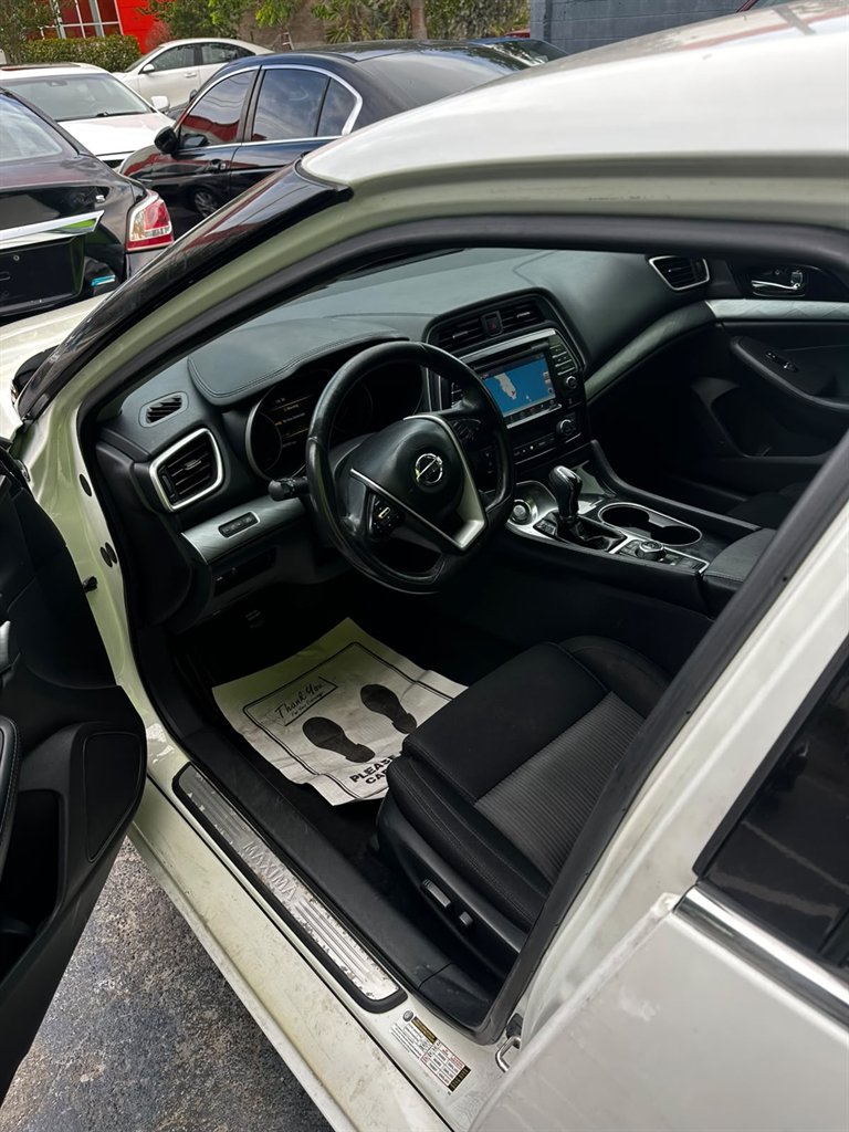 2017 Nissan Maxima - $5,900