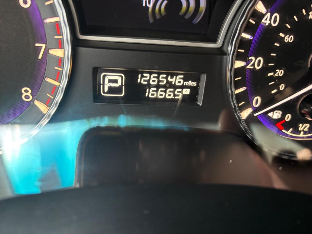 2017 INFINITI QX60 - $5,900