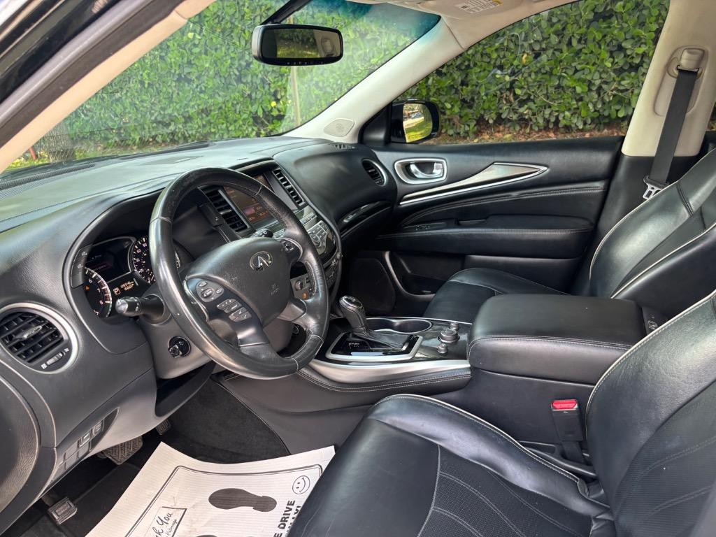 2017 INFINITI QX60 - $5,900