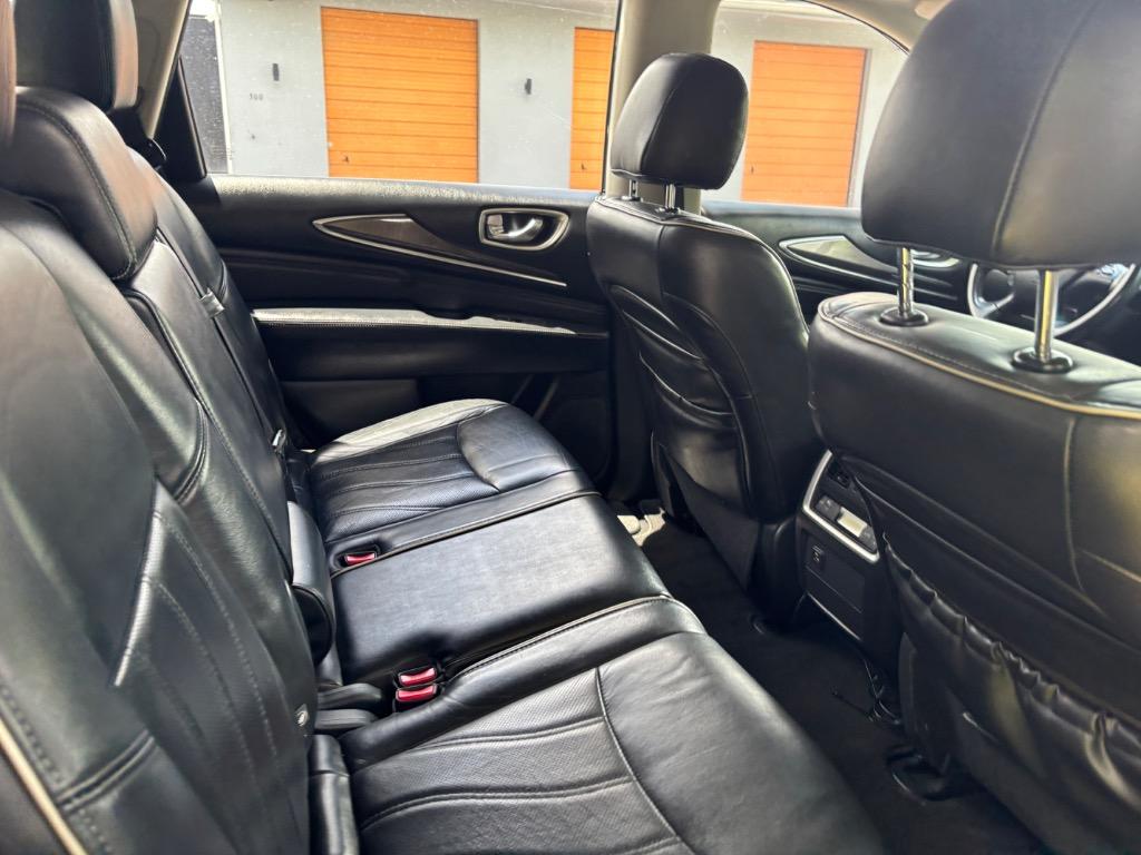 2017 INFINITI QX60 - $5,900
