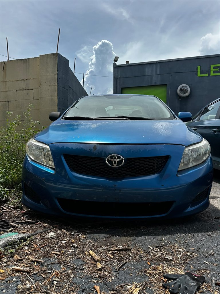 2009 Toyota Corolla - $3,000