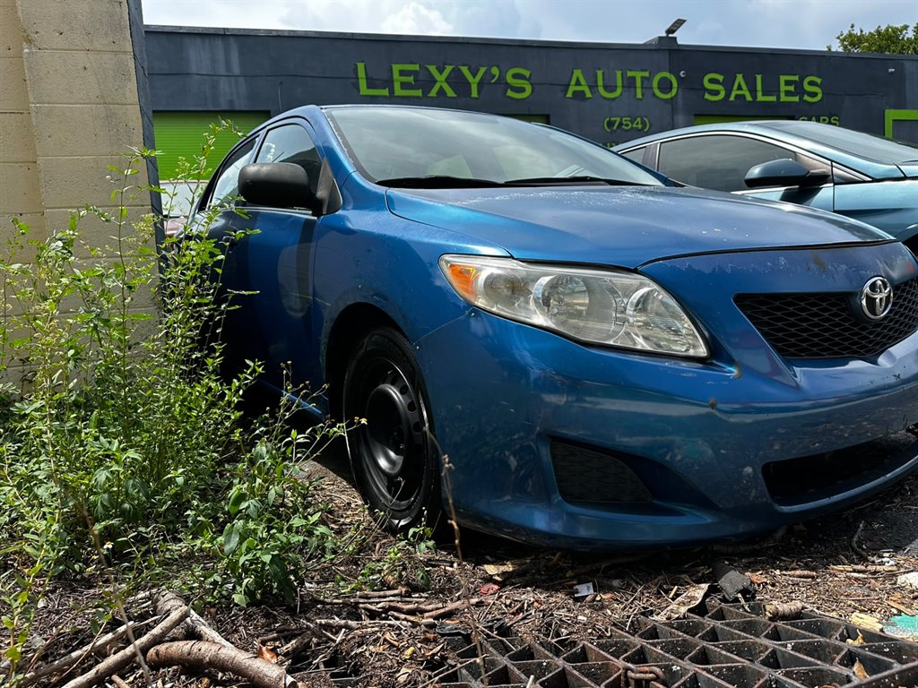 2009 Toyota Corolla - $3,000