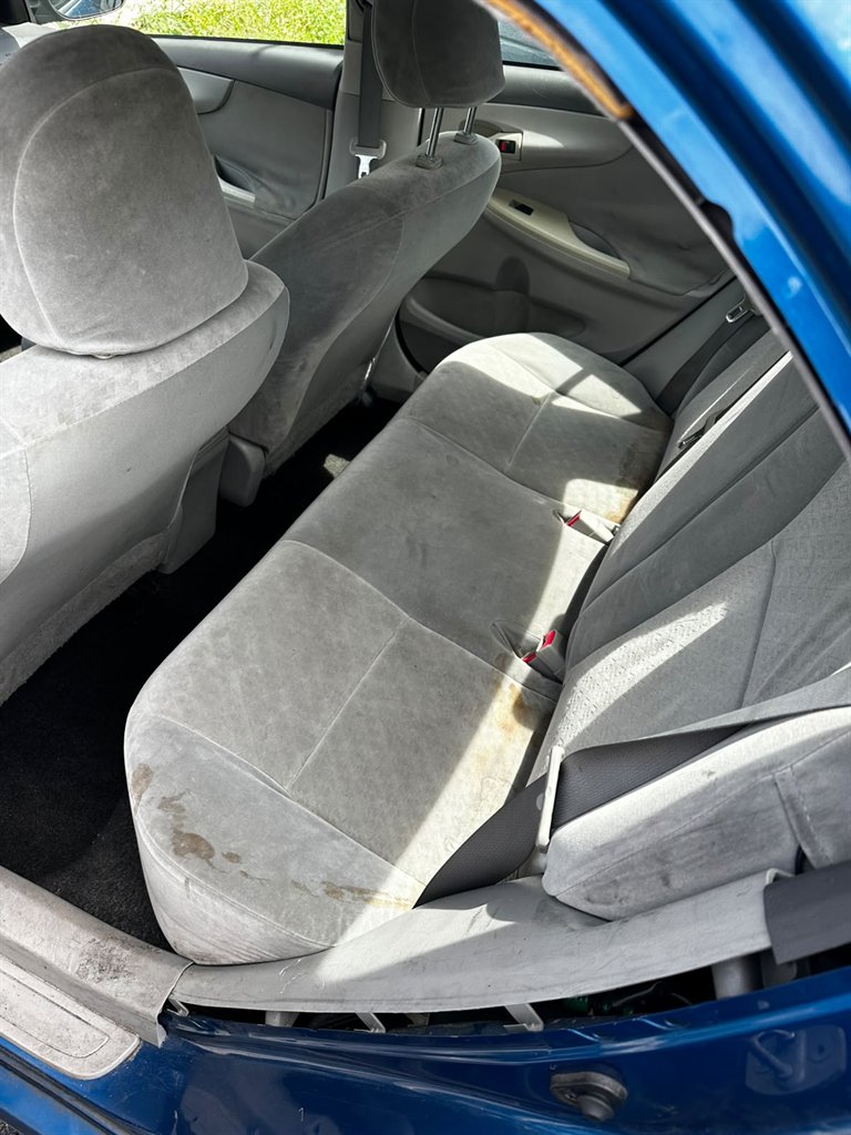 2009 Toyota Corolla - $3,000