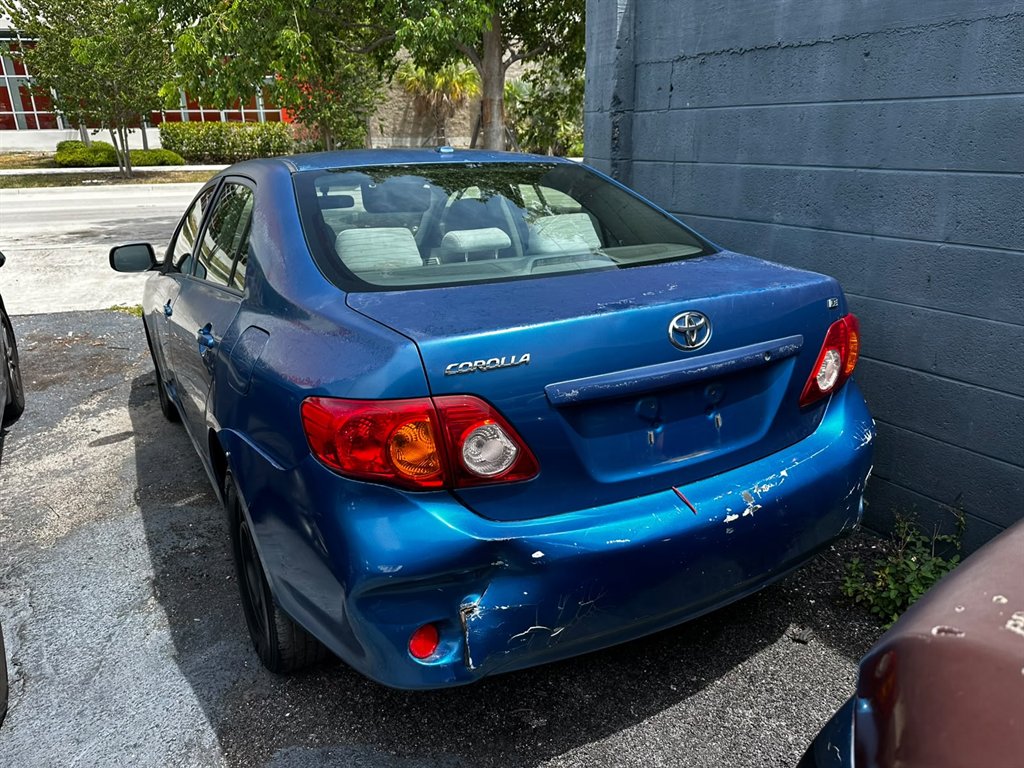 2009 Toyota Corolla - $3,000