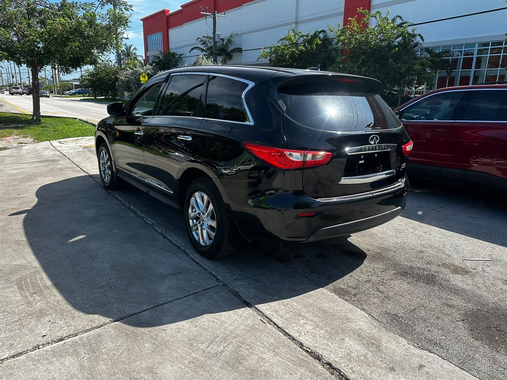 2013 INFINITI JX - $3,900
