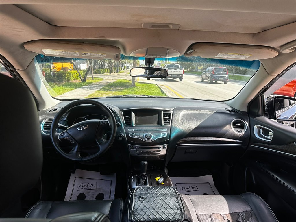 2013 INFINITI JX - $3,900