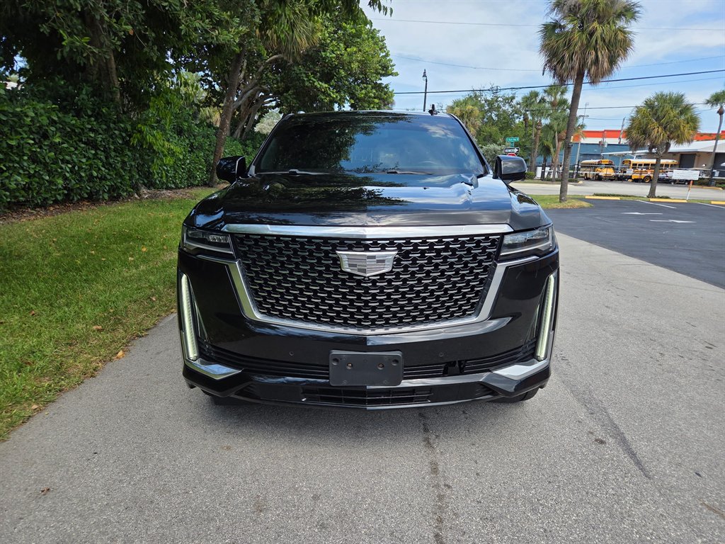 2021 Cadillac Escalade - $32,900