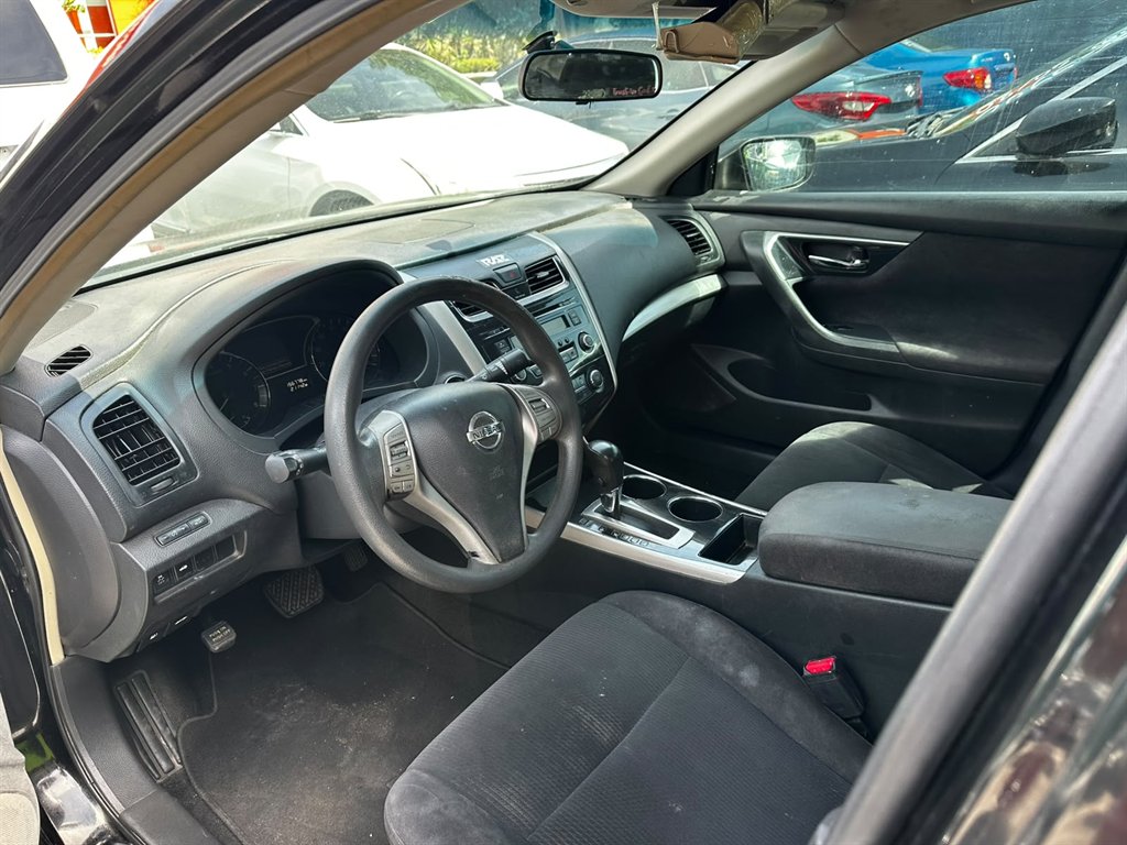 2013 Nissan Altima - $2,900