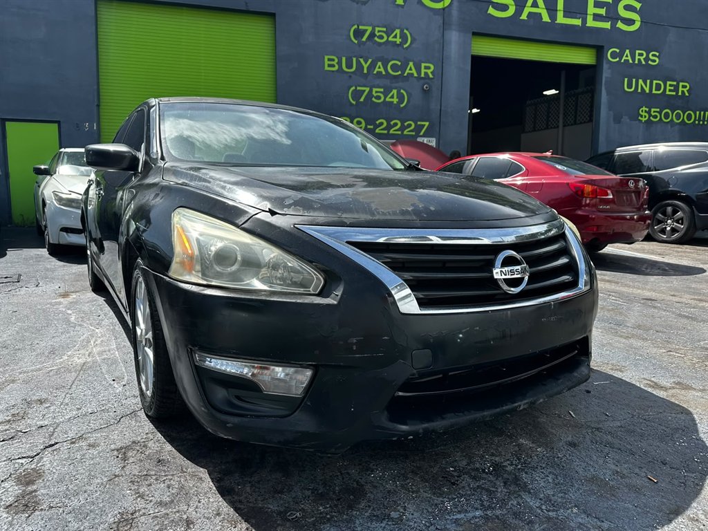2013 Nissan Altima - $2,900
