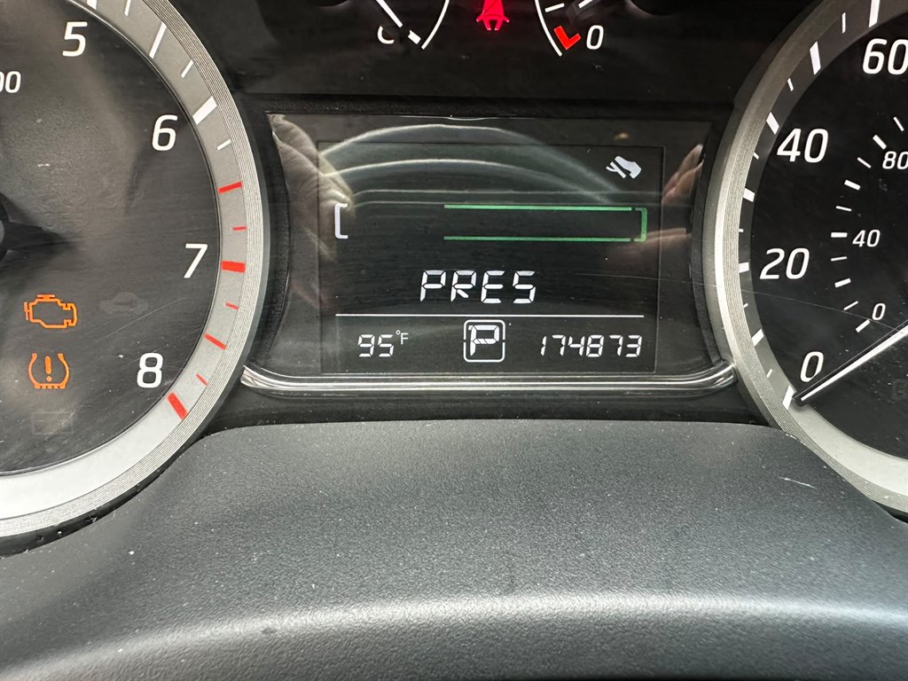 2014 Nissan Sentra - $2,900