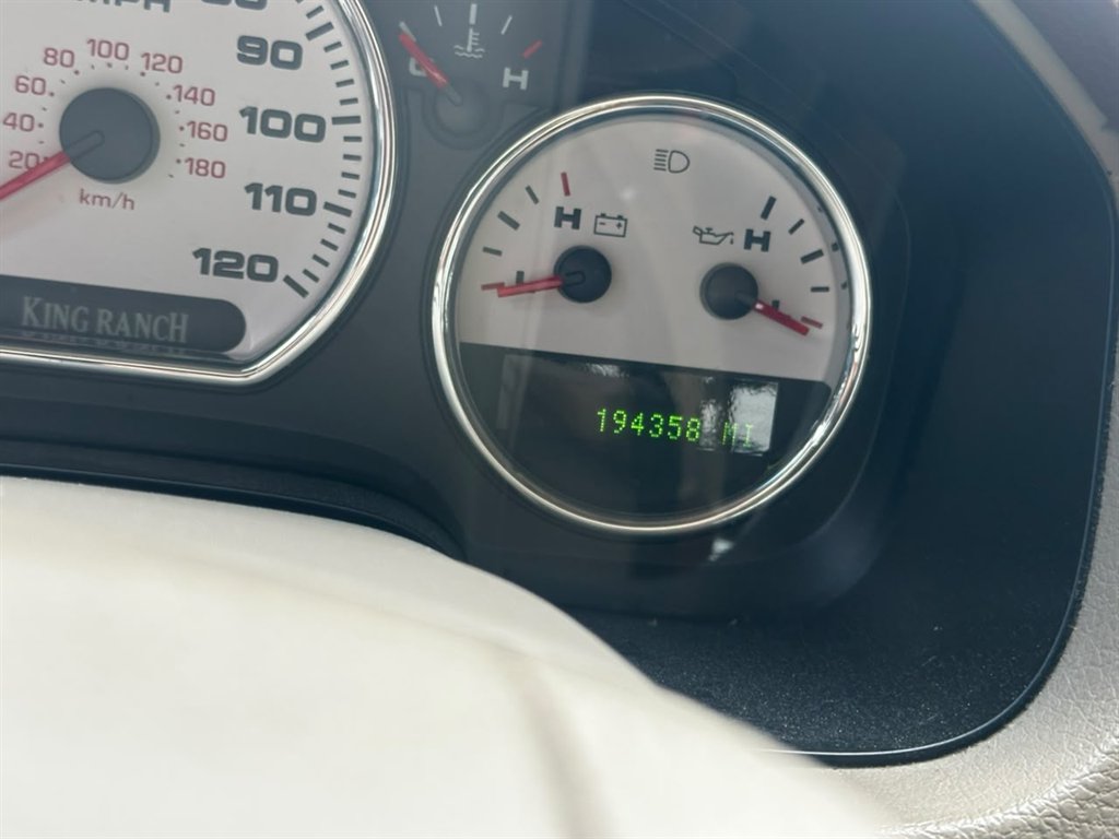 2005 Ford F-150 - $5,900