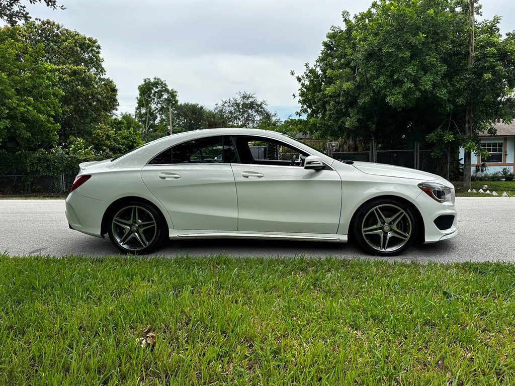 2014 Mercedes-Benz A-Class - $9,900