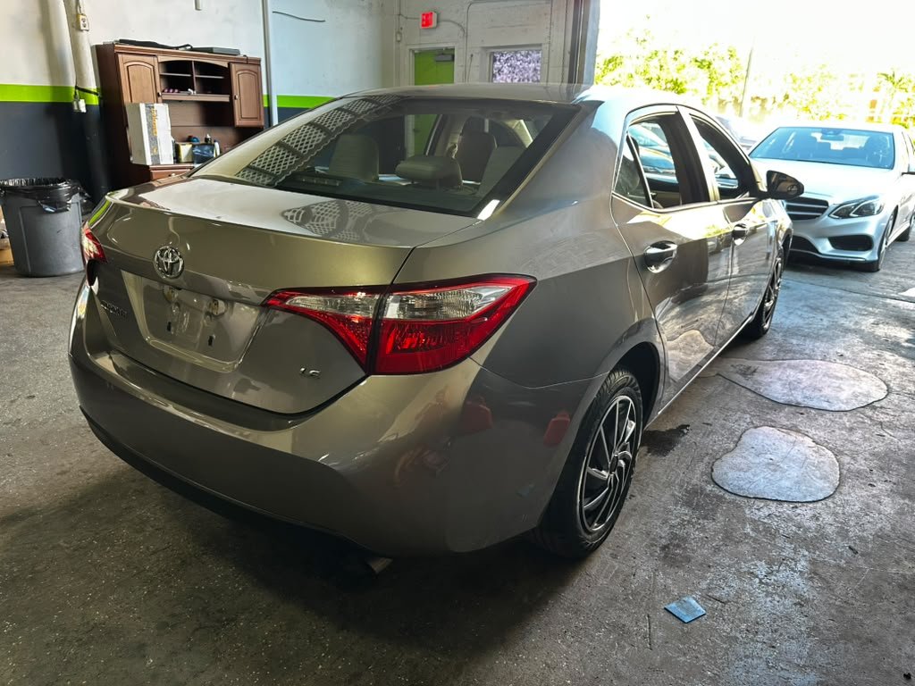 2016 Toyota Corolla - $8,900