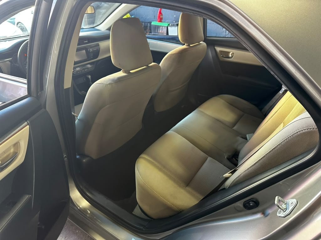 2016 Toyota Corolla - $8,900
