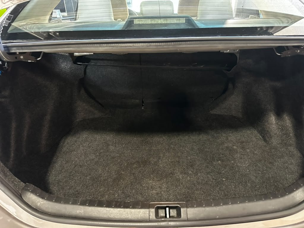 2016 Toyota Corolla - $8,900