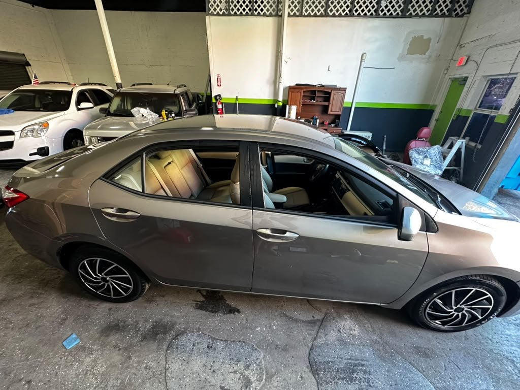 2016 Toyota Corolla - $8,900