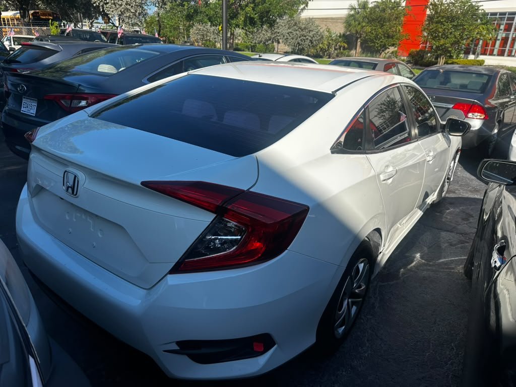 2018 Honda Civic - $15,900