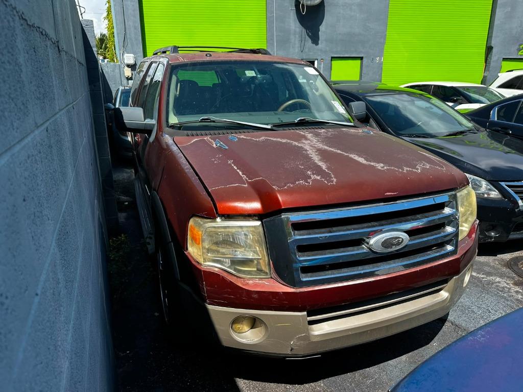 2007 Ford Expedition - $2,900