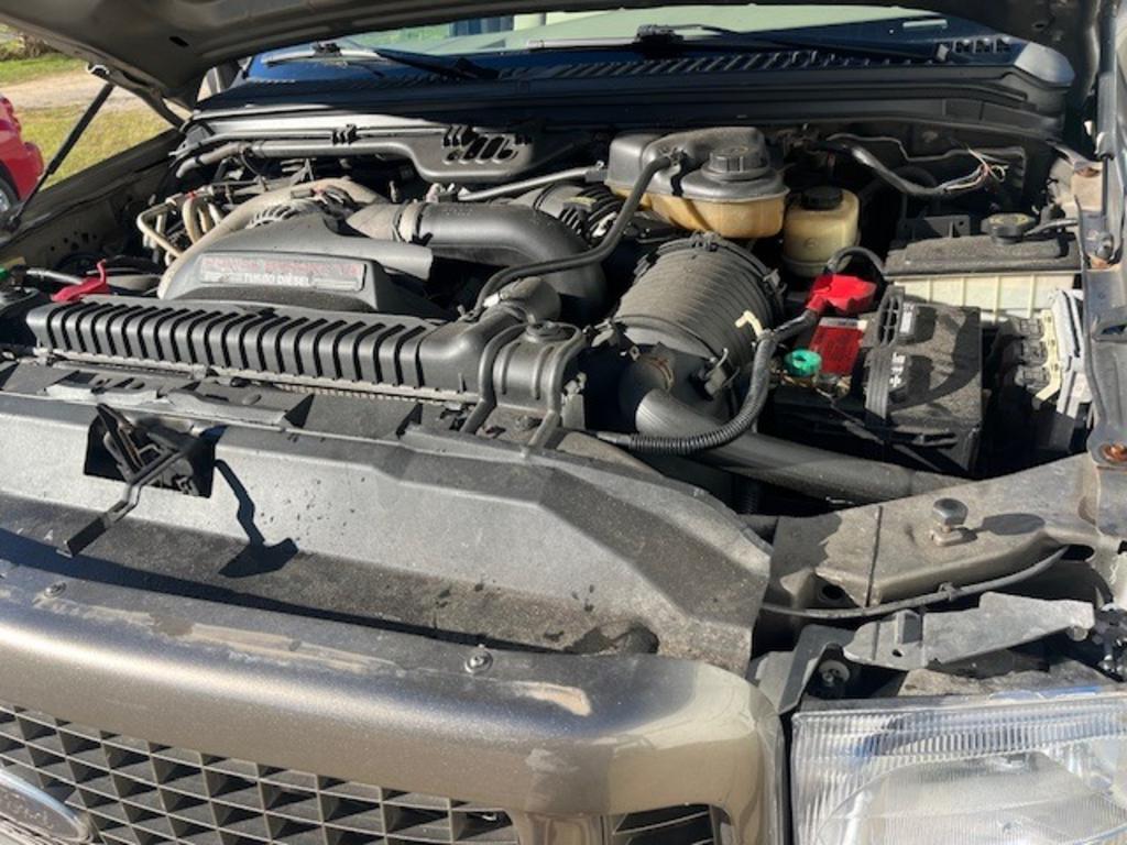 2004 Ford Excursion - $19,500