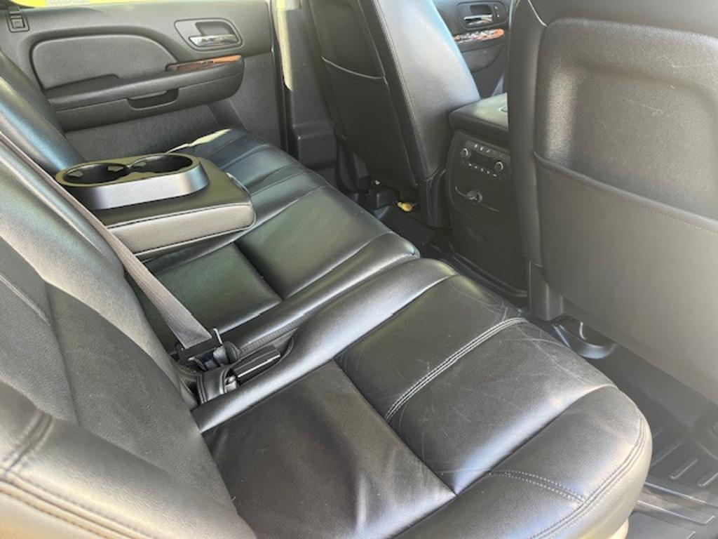 2014 Chevrolet Suburban - $6,900