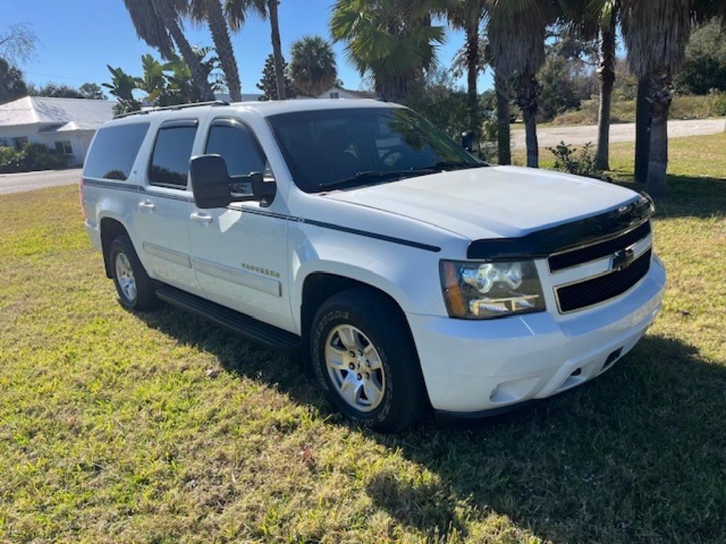 2014 Chevrolet Suburban - $6,900